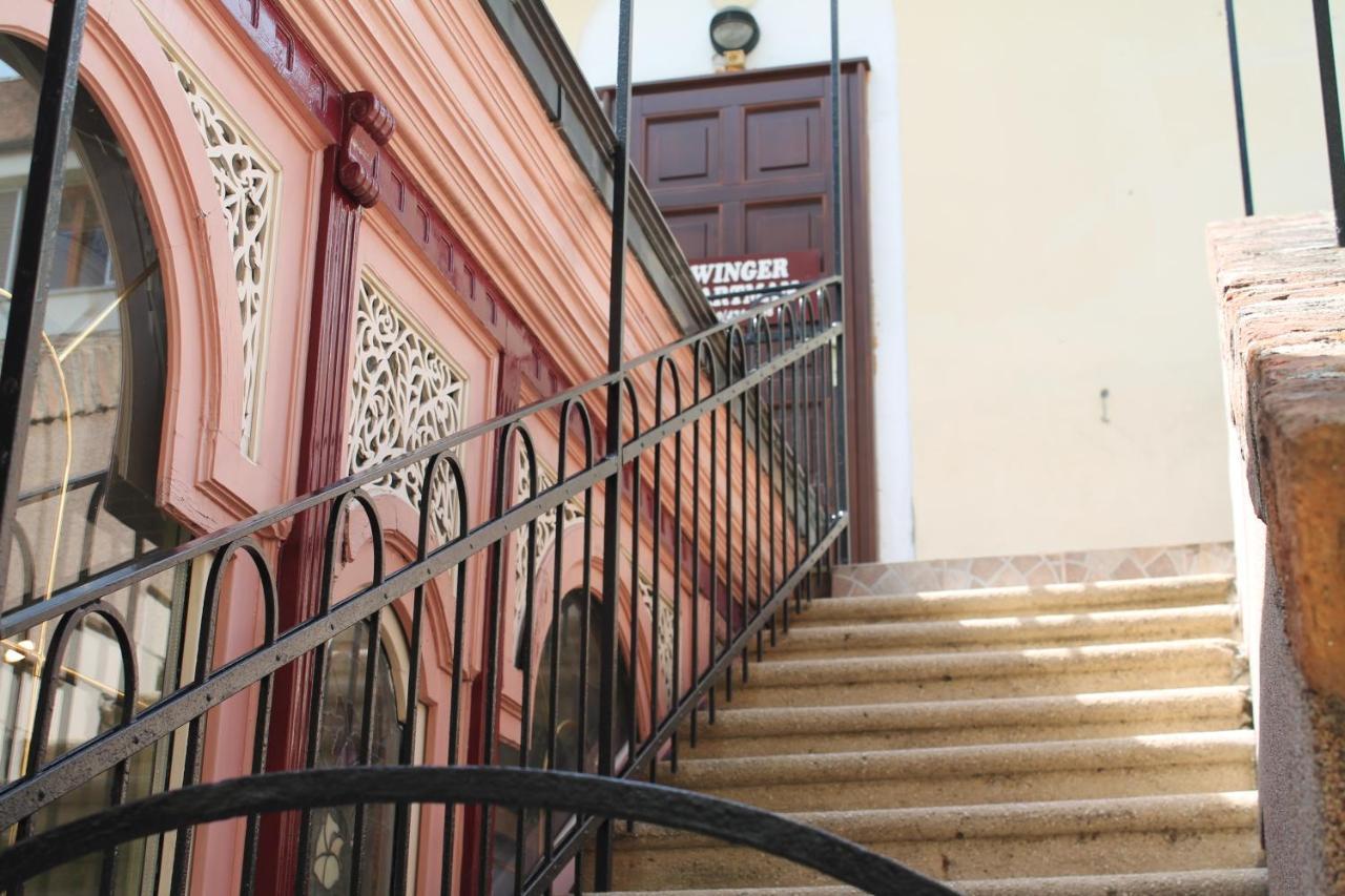Zwinger Apartman Шопрон Экстерьер фото